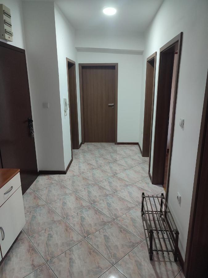 Antoni Apartment Skopje Bagian luar foto