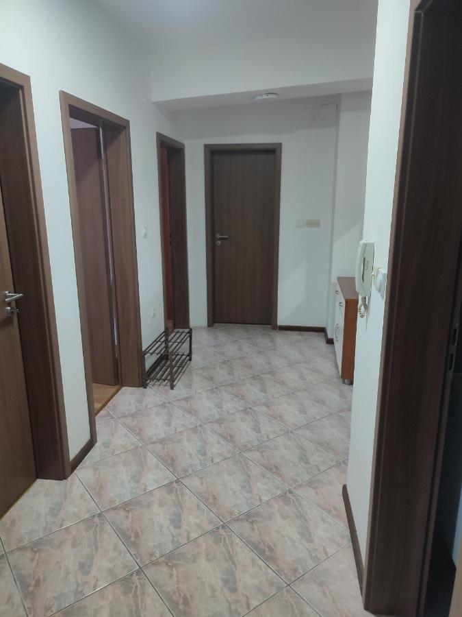 Antoni Apartment Skopje Bagian luar foto